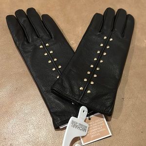 Brand new Michael Kors Touch Tip Gloves